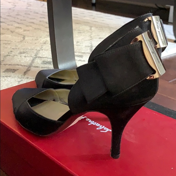 Salvatore Ferragamo Myra Satin Sandal - Picture 2 of 8